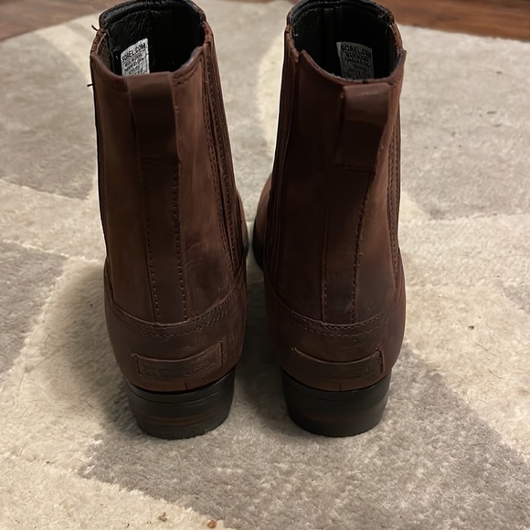 Sorel ankle boots - Picture 2 of 3